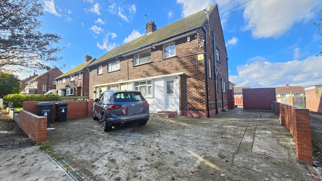 Main image of property: St Gregorys Crescent, Gravesend, DA12