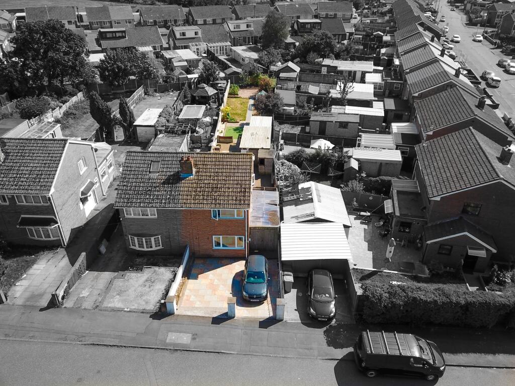 Main image of property: Newmount Road, Fenpark, Stoke-on-Trent, ST4