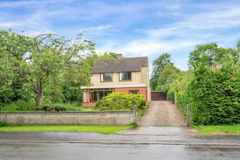 3 bedroom detached house for sale in New Road, Kibworth Harcourt, LE8