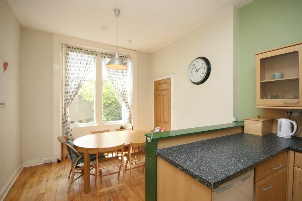 2 bedroom flat for rent in Warrender Park Road, Edinburgh, EH9