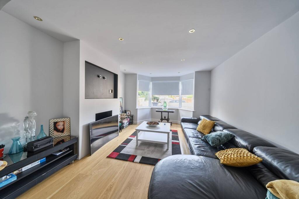 Main image of property: The Vale, Temple Fortune, London, NW11