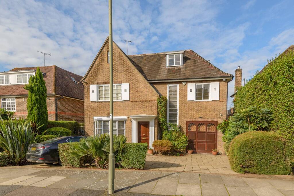 Main image of property: Church Mount, Hampstead Garden Suburb, London, N2