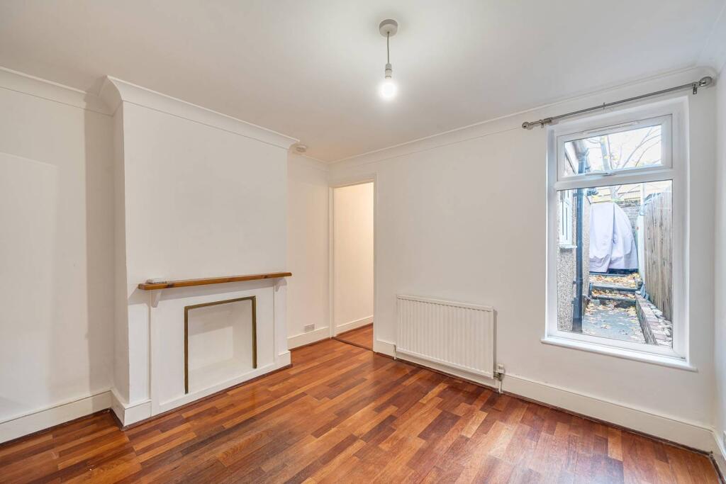 Main image of property: Edward Road, New Barnet, Barnet, EN4