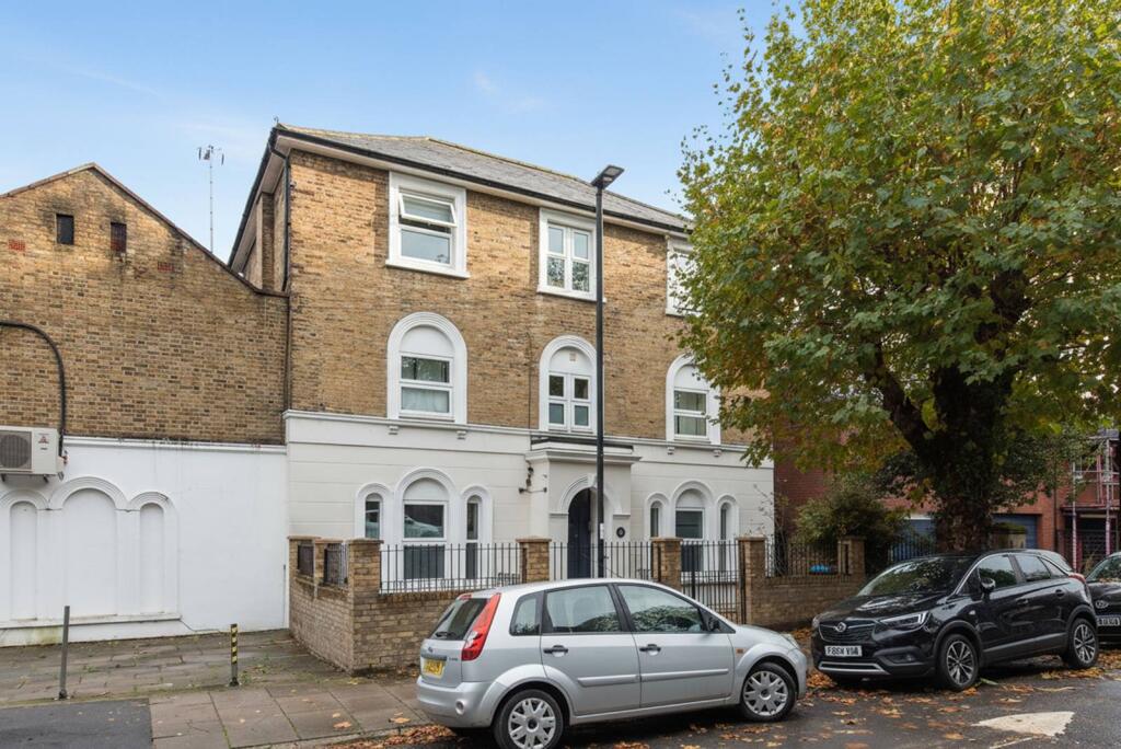 Main image of property: Woodland Road, New Southgate, Southgate, N11