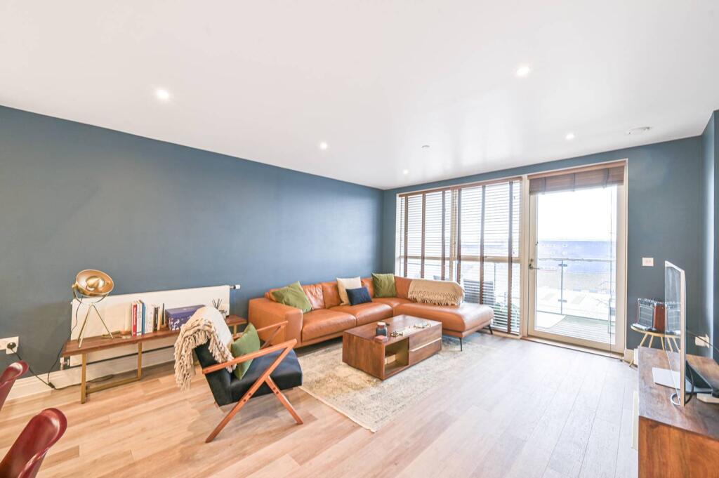 Main image of property: Station Road, New Southgate, LONDON, N11