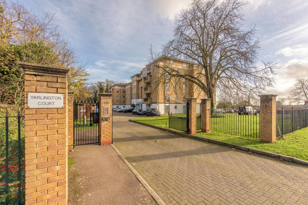 Main image of property: Sparkford Gardens, Friern Barnet, London, N11