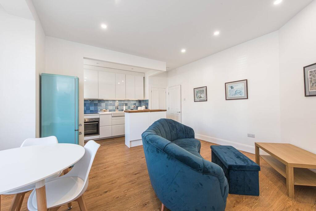 Main image of property: Park Road, High Barnet, Barnet, EN5