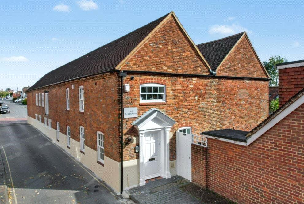 Main image of property: Park Row, Farnham, Surrey, GU9