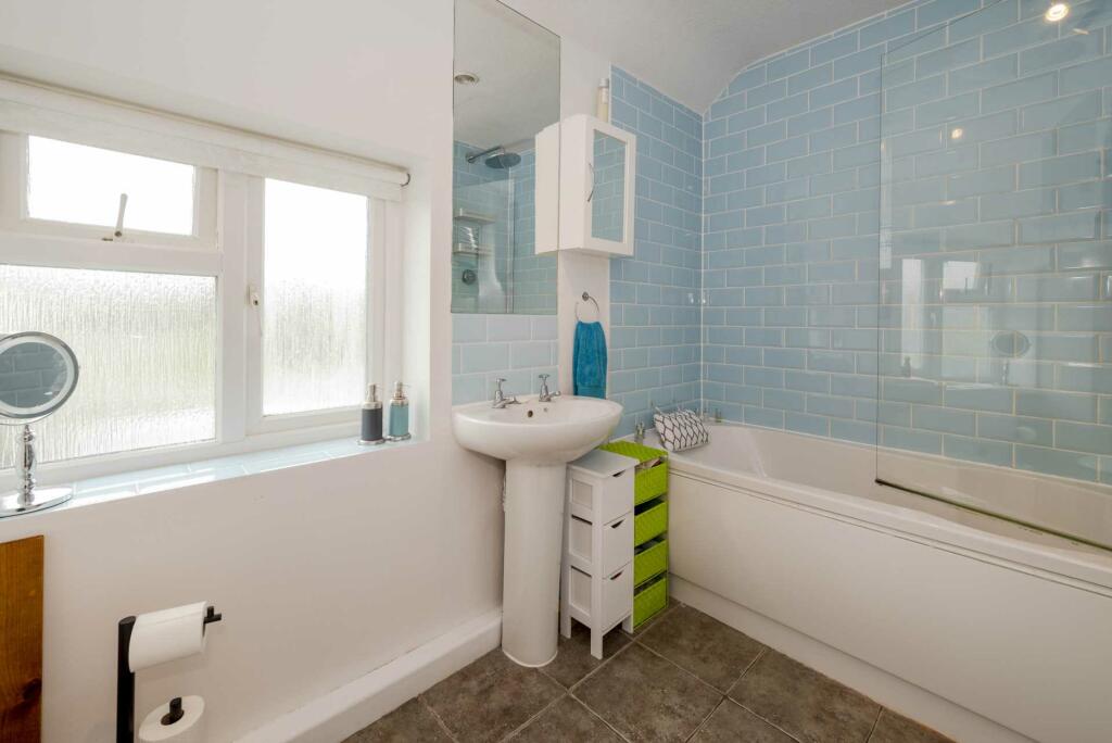 Additional property image - Back Lane, Long Compton