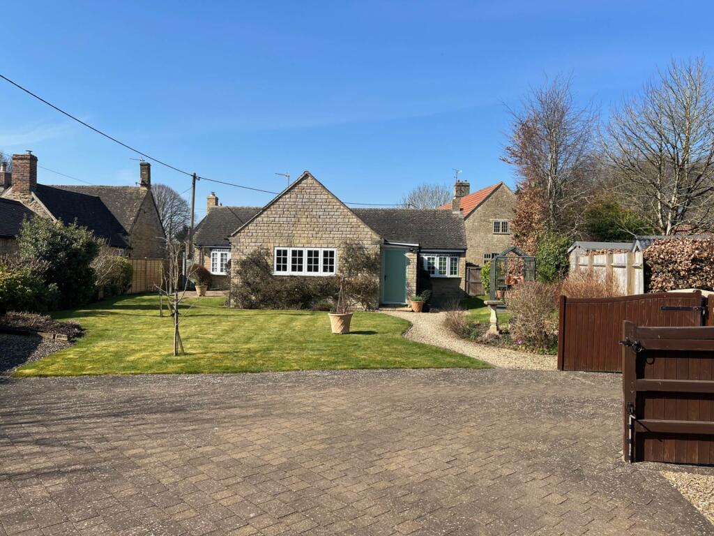 Main image of property: The Green, Great Rollright
