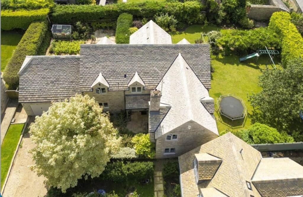 Main image of property: Manor Farm Close, Kingham