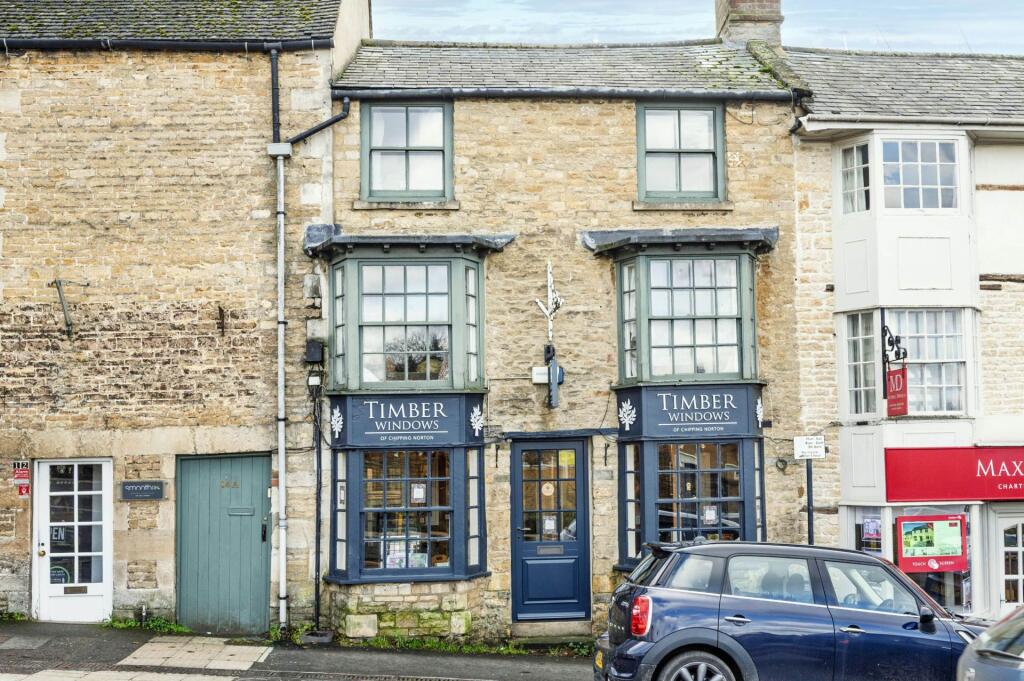 Main image of property: 14 New Street, Chipping Norton