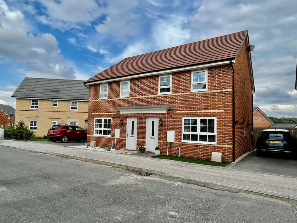3 bedroom semidetached house for sale in Ring Farm Crescent, Cudworth