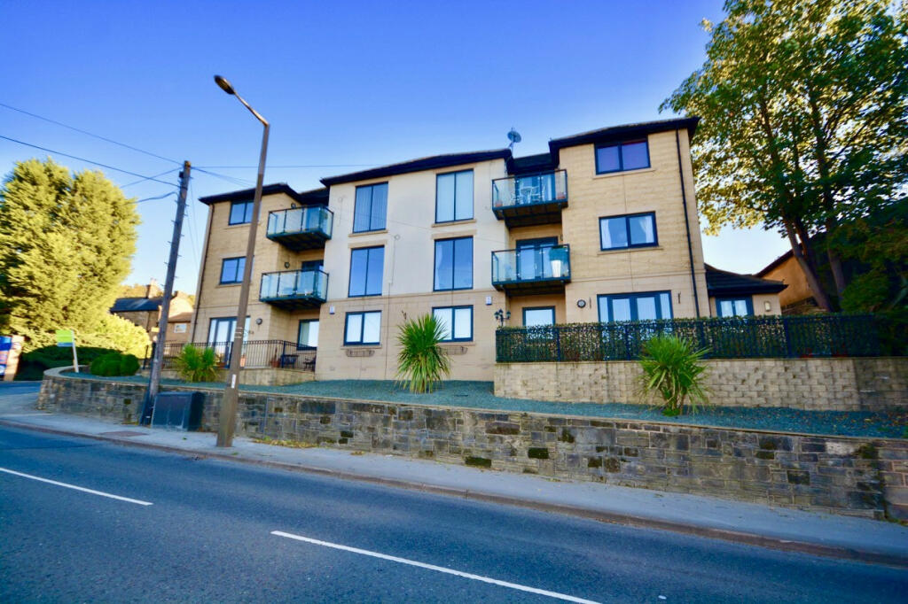 2 bedroom apartment for sale in Earlsmere House, Earlsmere Drive