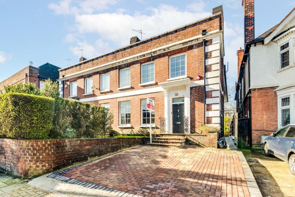 4 bedroom semidetached house for sale in Finchley Road, Hampstead, NW3