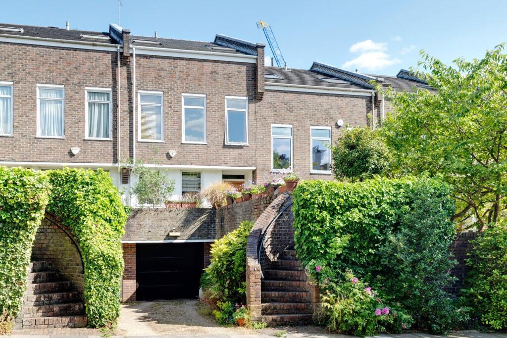 Main image of property: Oakhill Avenue, Hampstead