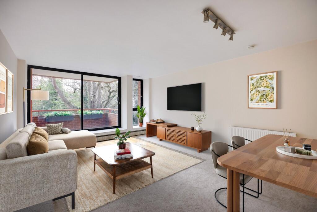 Main image of property: Hornsey Lane, Highgate