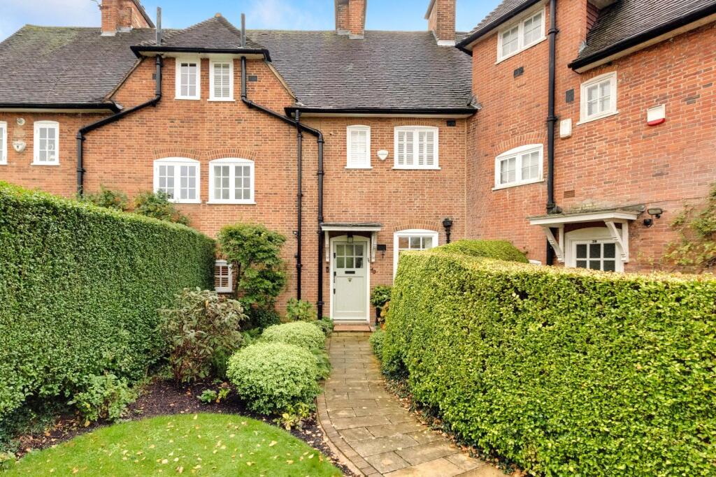 Main image of property: Asmuns Hill, London