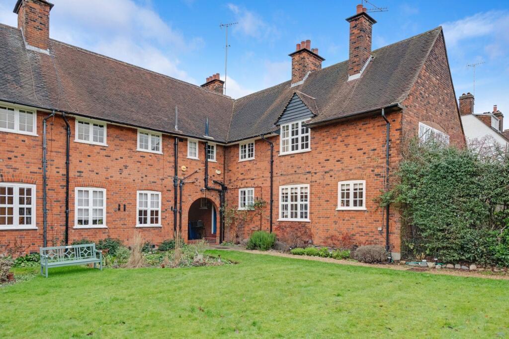 Main image of property: Temple Fortune Hill, London, NW11