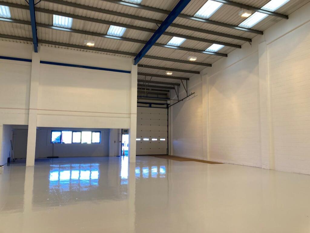 Additional property image - Unit 4, Apex Point, Travellers Lane, Welham Green, AL9 7HB