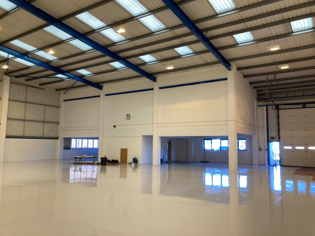 Additional property image - Unit 4, Apex Point, Travellers Lane, Welham Green, AL9 7HB