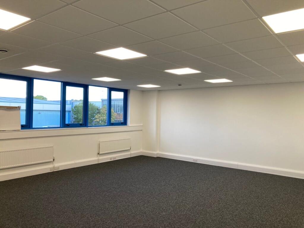 Additional property image - Unit 4, Apex Point, Travellers Lane, Welham Green, AL9 7HB