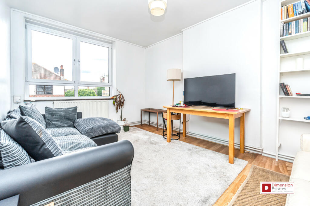 2 bedroom flat for rent in Arcola Street, Dalston, Stoke Newington