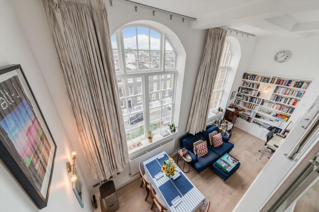 1 bedroom flat for sale in Batchelor Street, London, N1