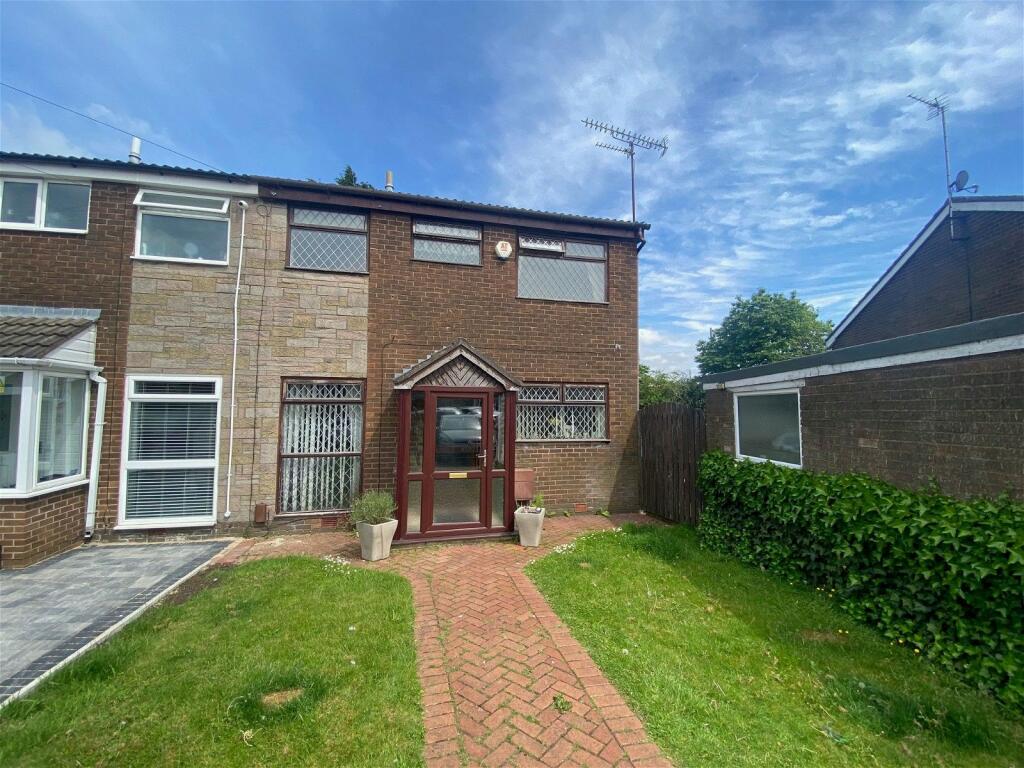 3 bedroom semidetached house for sale in 56 Wakefield Drive