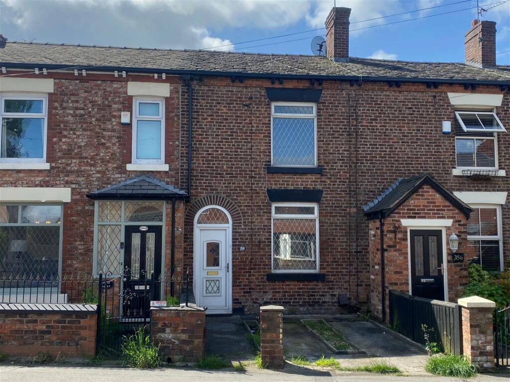 2 bedroom terraced house for sale in 358 Ashton Road East, Failsworth, M35