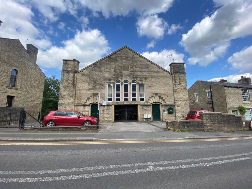 Main image of property: 6, Quickmere Court, Stamford Road, Mossley, Ashton-under-Lyne, OL5 0DA