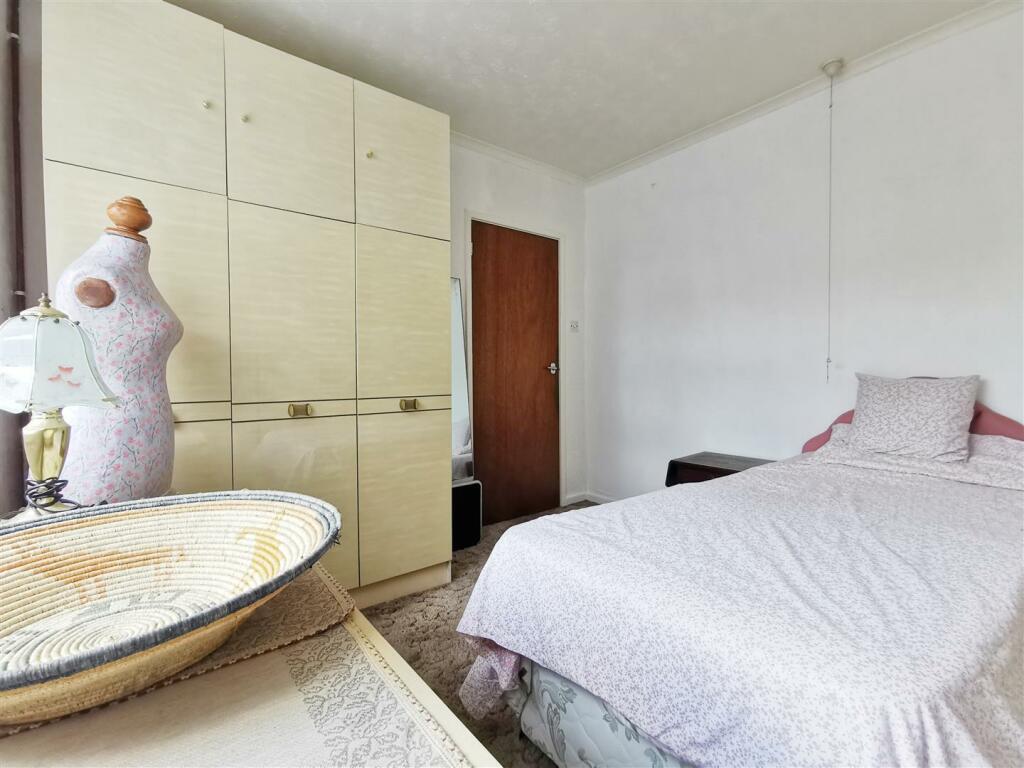 Additional property image - Dove Side, Hatton, Derby