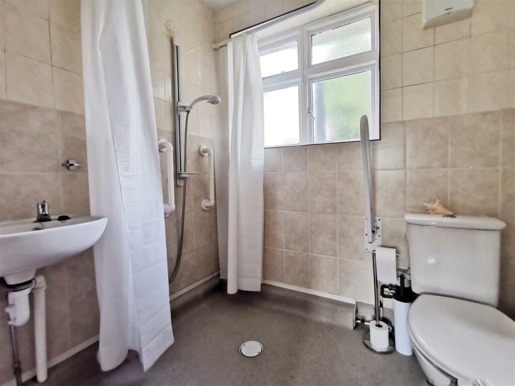 Additional property image - Dove Side, Hatton, Derby