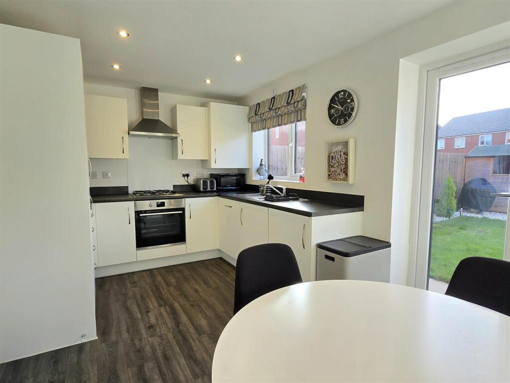 Additional property image - Chasewater Place, Hilton