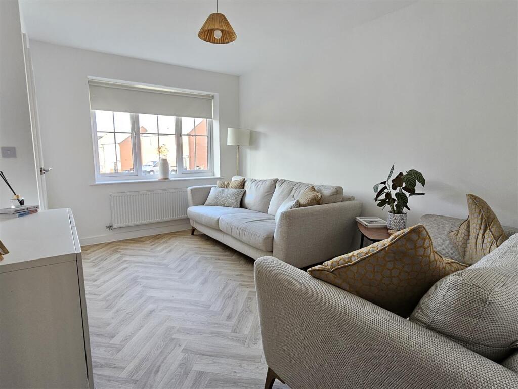 Additional property image - Holden Drive, Midway, Swadlincote