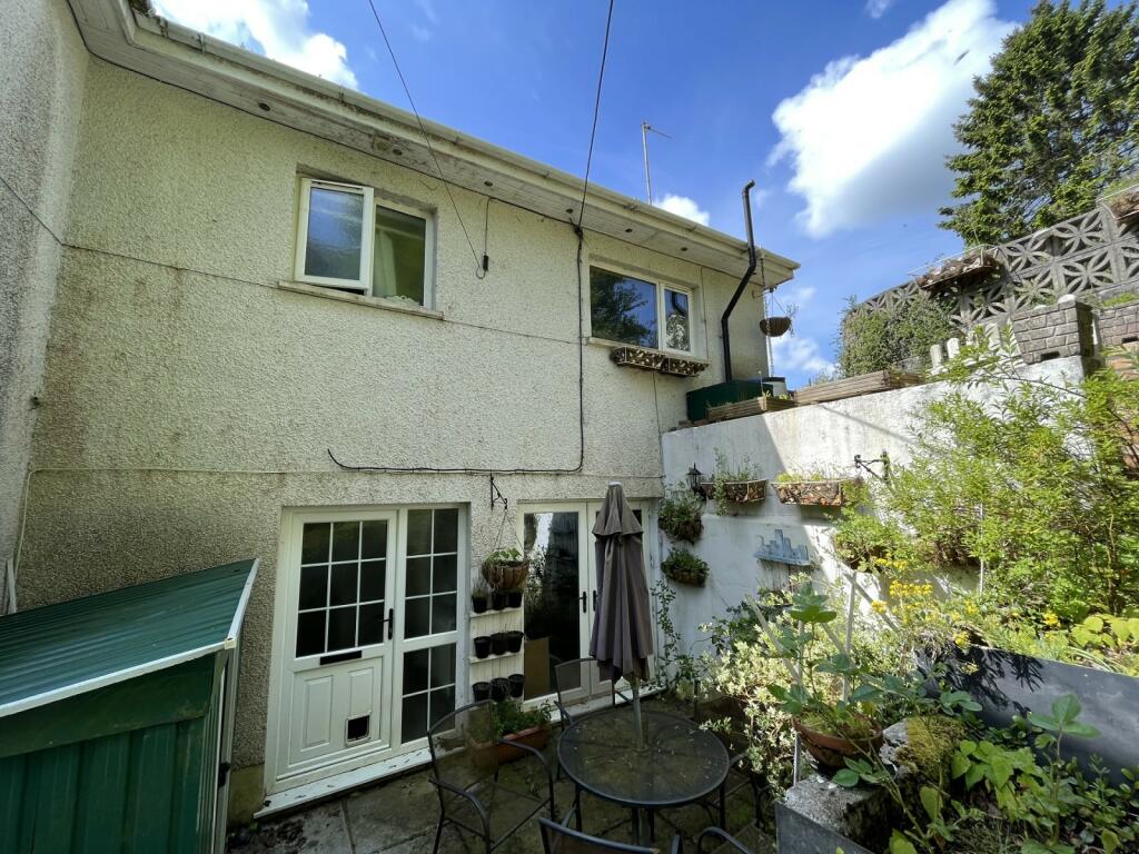 3 bedroom semidetached house for sale in Station Road, Upper Brynamman