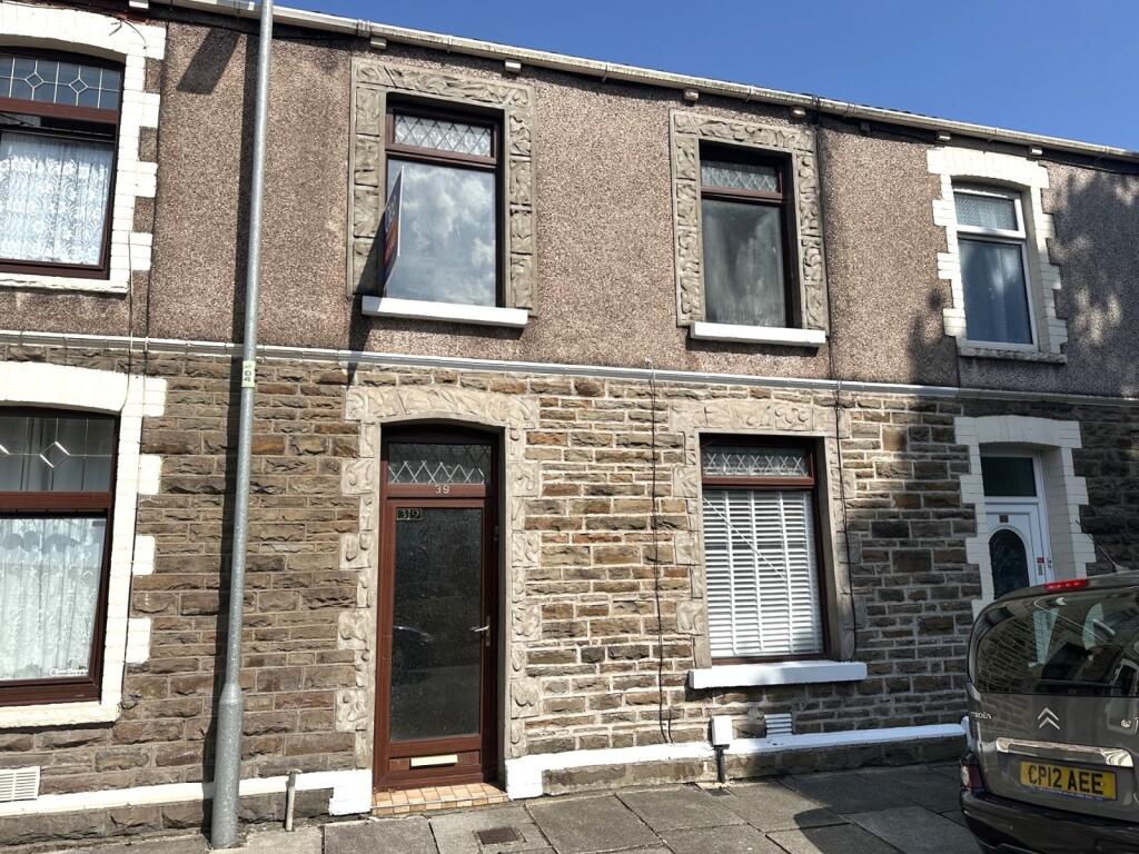 3 bedroom terraced house