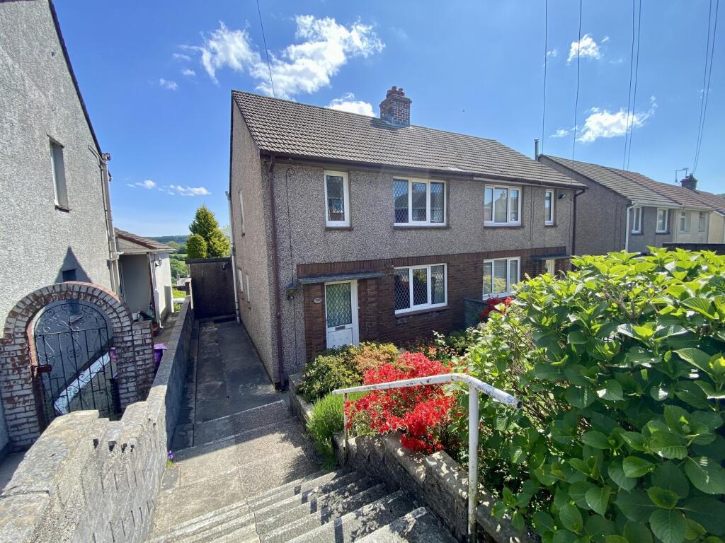 Main image of property: Lon Heddwch, Clydach, Swansea, City And County of Swansea.