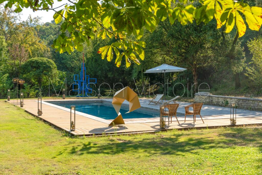 Main image of property: Provence-Alps-Cote d`Azur, Vaucluse, Fontaine-de-Vaucluse