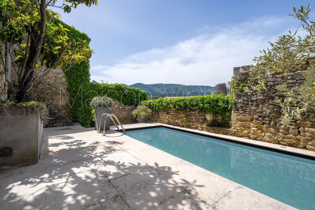Main image of property: Provence-Alps-Cote d`Azur, Vaucluse, Ménerbes