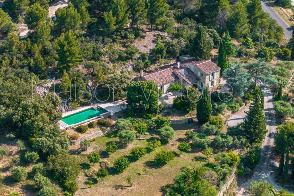 Main image of property: Provence-Alps-Cote d`Azur, Vaucluse, Le Barroux