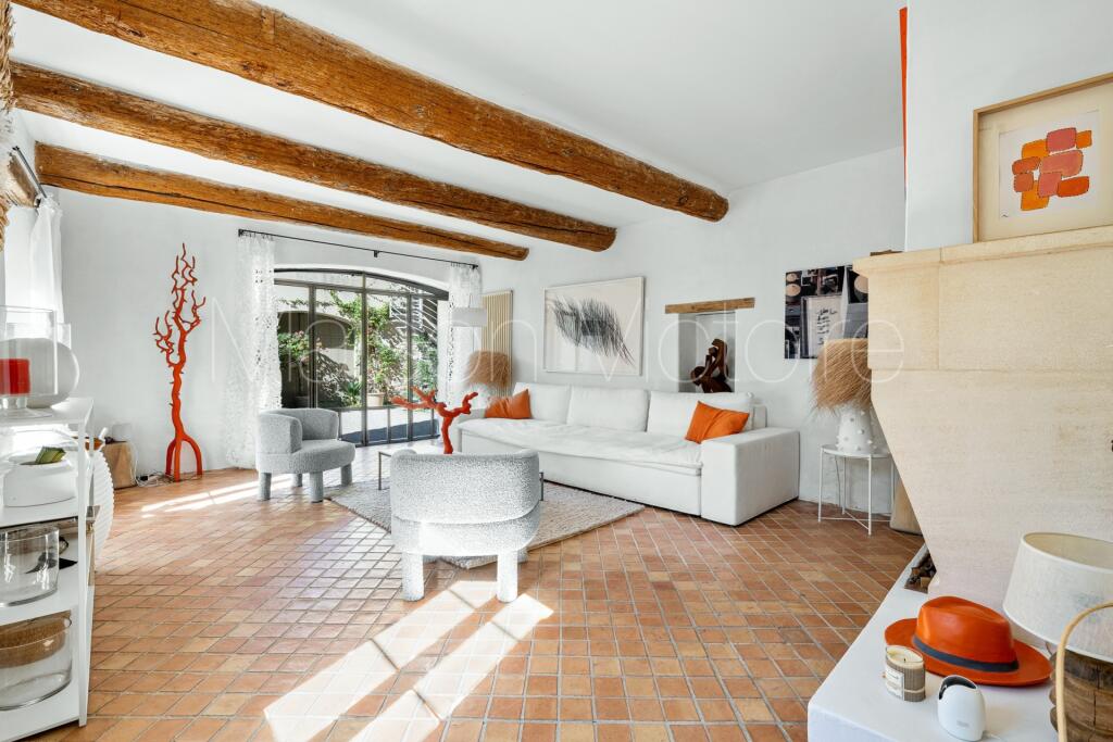 Main image of property: Provence-Alps-Cote d`Azur, Vaucluse, Gordes