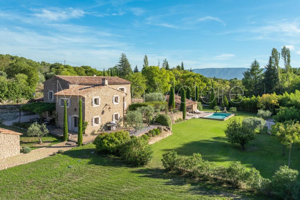 Main image of property: Provence-Alps-Cote d`Azur, Vaucluse, Gordes