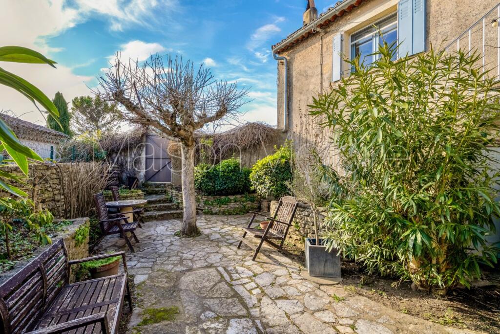 Main image of property: Provence-Alps-Cote d`Azur, Vaucluse, Goult