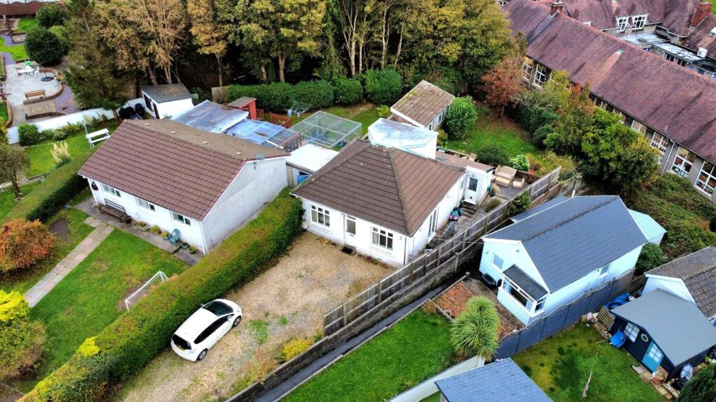 Main image of property: Twyniago, Pontarddulais, Swansea, City And County of Swansea.