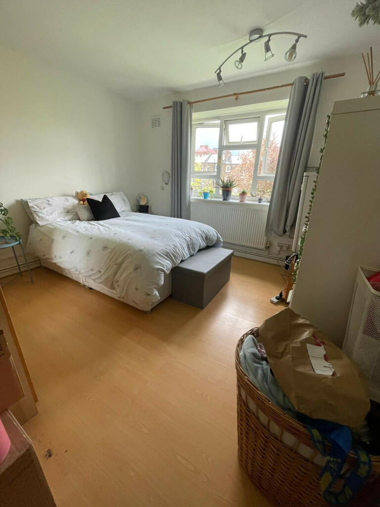 Main image of property: Shared Flat - Lister Court, Yoakley Road, Stoke Newington, N16