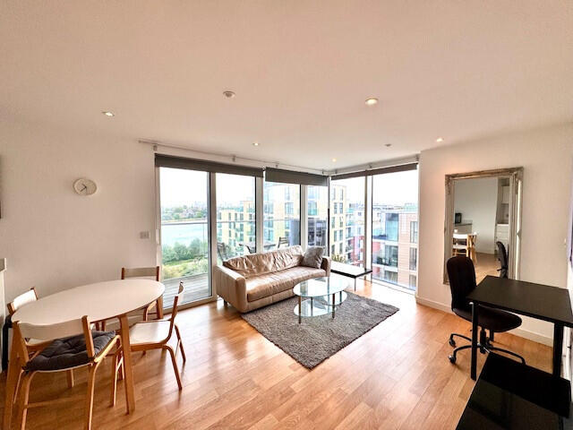 Main image of property: No Deposit Option, Residence Tower, N4 2NE