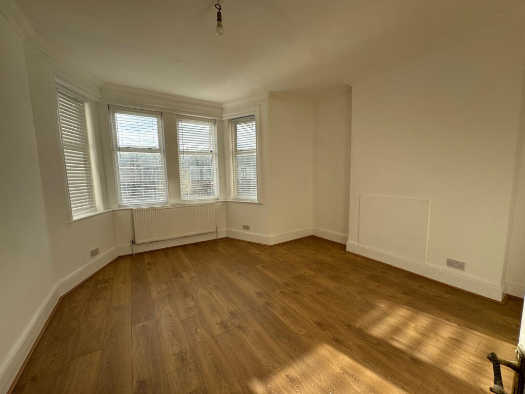 Main image of property: No Deposit Option, Ashgrove Road, Goodmayes, IG3