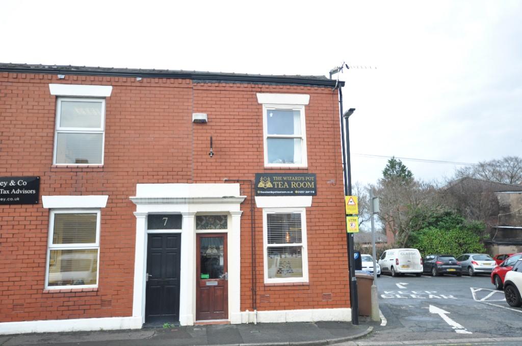 Cafe for rent in Farrington Street, Chorley, Lancashire, PR7