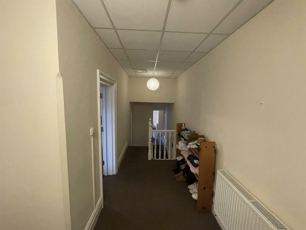 Additional property image - STUDENT FLAT Wimborne Road, Winton